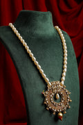 Ratnavali Haar